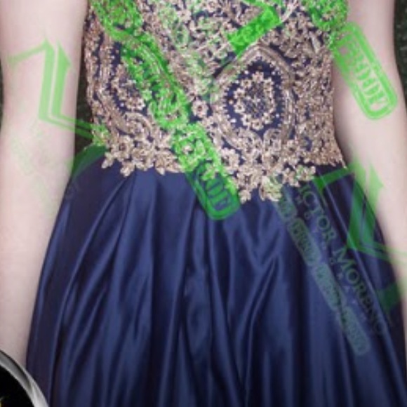 Prom dress - Picture 5 of 5